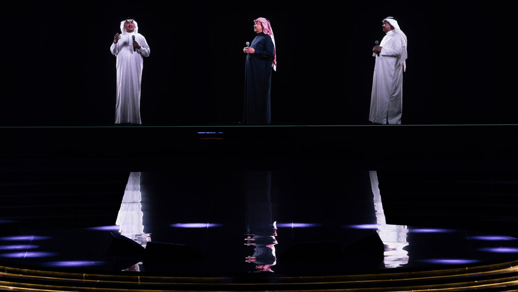 خمس نسخ هولوغرامية من فنان العرب محمد عبده تمنح موسم الرياض رقمها القياسي الرابع